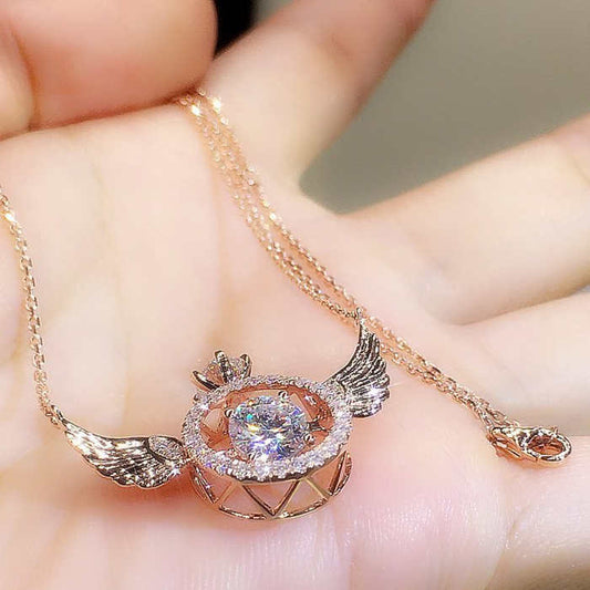 Collier Ailes d'Ange.Un éclat de lumière avec votre douceur
