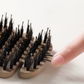 Brosse à cheveux en poils de sanglier avec design incurvé