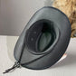 📢📢40% DE RÉDUCTION !! ⏰ ✨ Chapeau de Cowboy Vintage à Large Bord & Lanière – PU, Taille Unique, Réglable ☀️