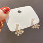 📢📢50 % DE RÉDUCTION !! ⏰Boucles d'oreilles fantaisie « Fleurs et perles »